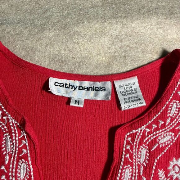 Vtg Red Embroidered Tunic Women’s M 3/4 Sleeve Blouse Boho Folk Peasant Festival - Picture 3 of 7